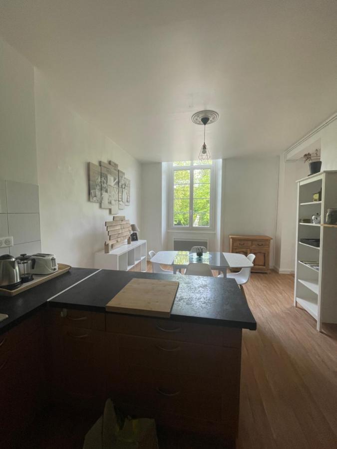Le Chateau Emile Loubet - Appartement Entier La Begude-de-Mazenc Екстер'єр фото
